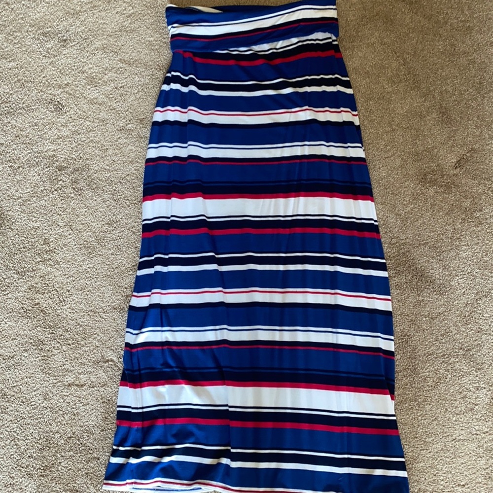 Max studio size small super soft skirt